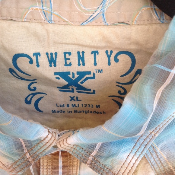 Twenty X Western Shirt with Pearl Snaps - Picture 3 of 4